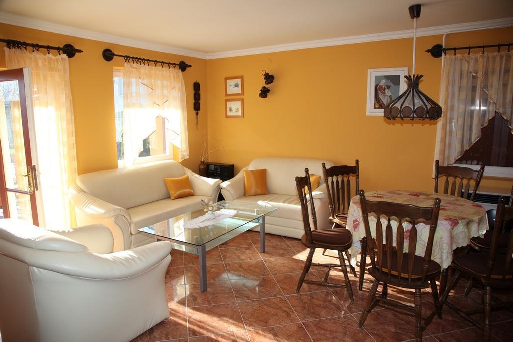 Edina Apartman Zalakaros Room photo