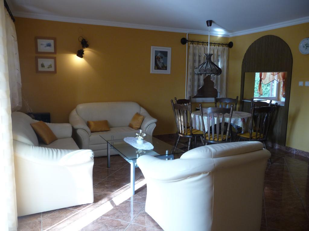 Edina Apartman Zalakaros Room photo